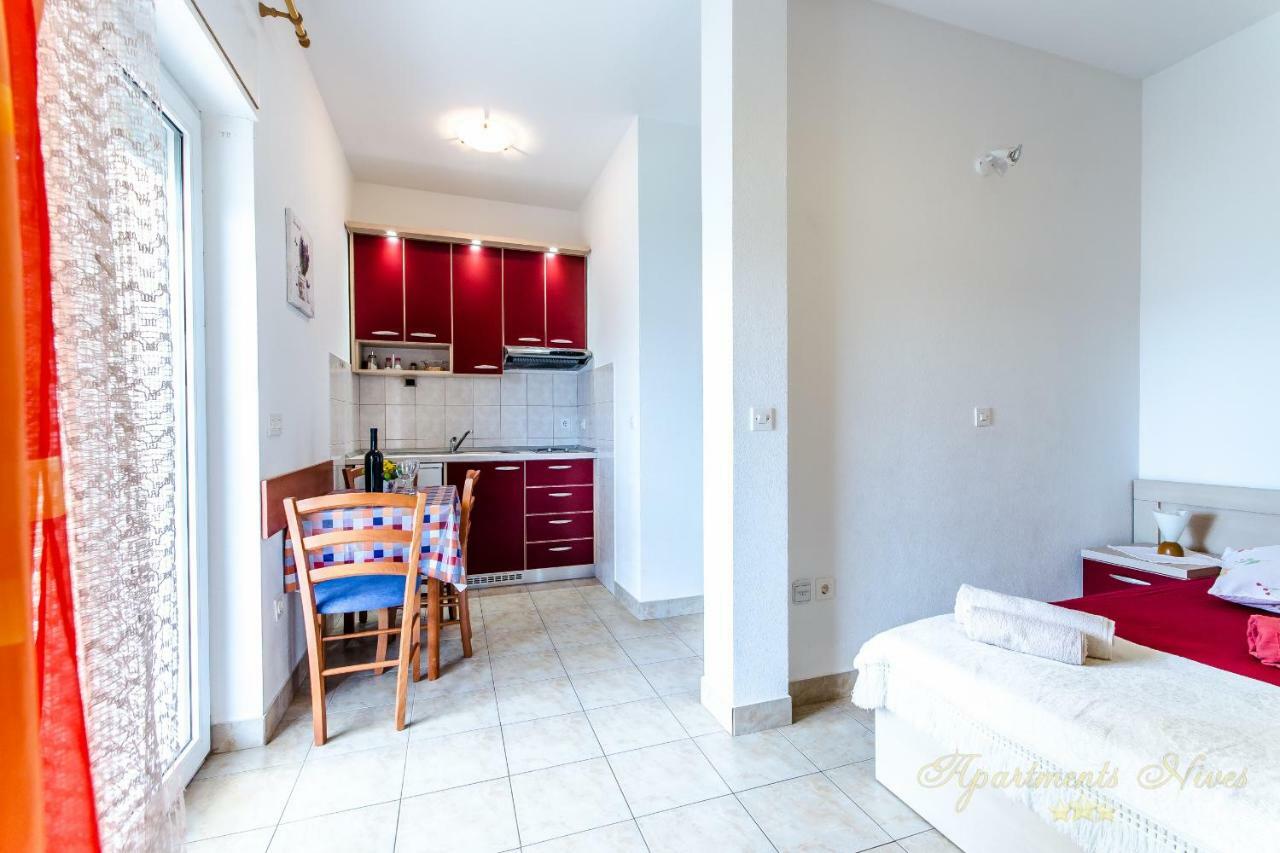 Apartments Nives Suhi Potok جيسينتسي المظهر الخارجي الصورة
