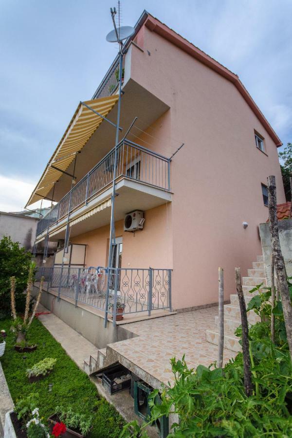 Apartments Nives Suhi Potok جيسينتسي المظهر الخارجي الصورة